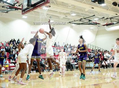 Thumbnail 3 in Everman vs Keller Central photogallery.