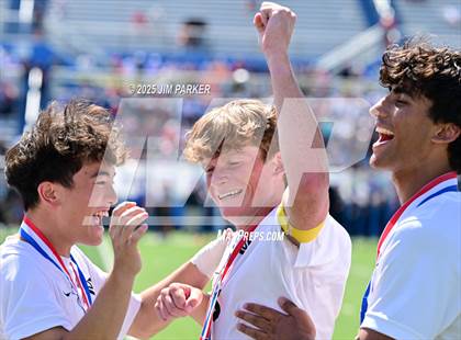 Thumbnail 2 in Vandegrift vs. Mesquite (UIL 6A Soccer Division II Final) photogallery.