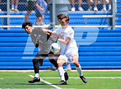 Thumbnail 3 in Vandegrift vs. Mesquite (UIL 6A Soccer Division II Final) photogallery.