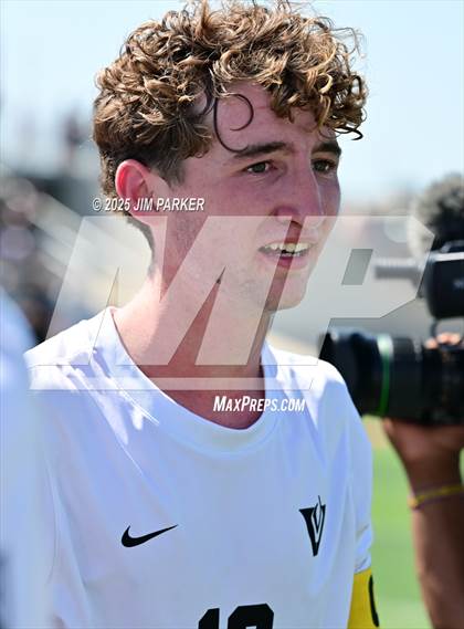 Thumbnail 1 in Vandegrift vs. Mesquite (UIL 6A Soccer Division II Final) photogallery.