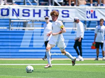 Thumbnail 1 in Vandegrift vs. Mesquite (UIL 6A Soccer Division II Final) photogallery.