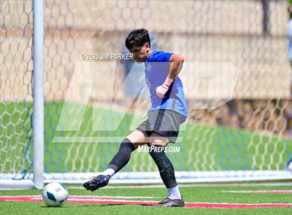 Thumbnail 1 in Vandegrift vs. Mesquite (UIL 6A Soccer Division II Final) photogallery.