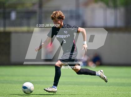 Thumbnail 1 in Vandegrift vs. Mesquite (UIL 6A Soccer Division II Final) photogallery.