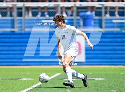 Thumbnail 3 in Vandegrift vs. Mesquite (UIL 6A Soccer Division II Final) photogallery.