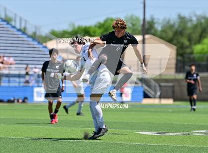 Thumbnail 3 in Vandegrift vs. Mesquite (UIL 6A Soccer Division II Final) photogallery.
