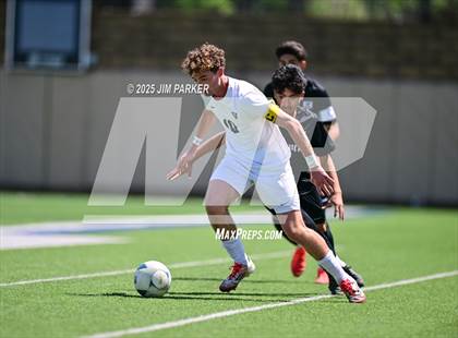 Thumbnail 2 in Vandegrift vs. Mesquite (UIL 6A Soccer Division II Final) photogallery.