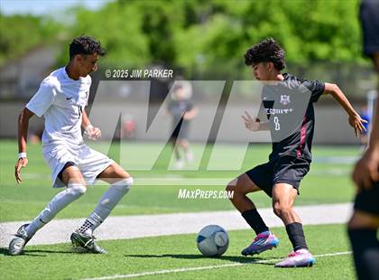 Thumbnail 2 in Vandegrift vs. Mesquite (UIL 6A Soccer Division II Final) photogallery.