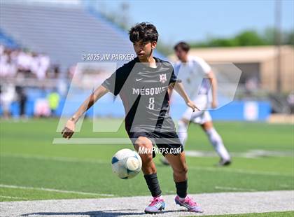Thumbnail 1 in Vandegrift vs. Mesquite (UIL 6A Soccer Division II Final) photogallery.