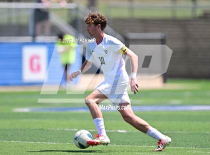 Thumbnail 2 in Vandegrift vs. Mesquite (UIL 6A Soccer Division II Final) photogallery.