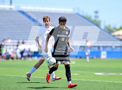 Thumbnail 3 in Vandegrift vs. Mesquite (UIL 6A Soccer Division II Final) photogallery.