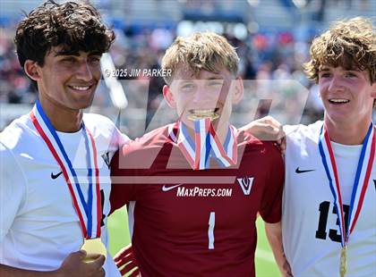 Thumbnail 1 in Vandegrift vs. Mesquite (UIL 6A Soccer Division II Final) photogallery.