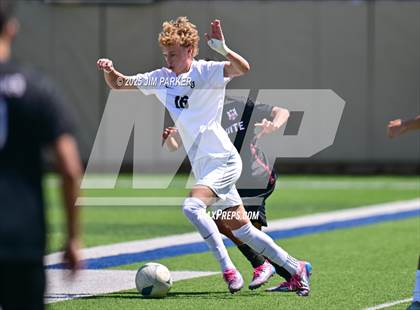 Thumbnail 1 in Vandegrift vs. Mesquite (UIL 6A Soccer Division II Final) photogallery.