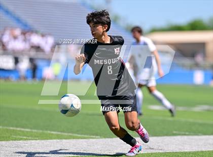 Thumbnail 2 in Vandegrift vs. Mesquite (UIL 6A Soccer Division II Final) photogallery.