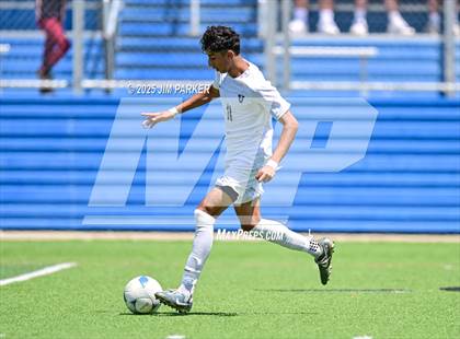 Thumbnail 2 in Vandegrift vs. Mesquite (UIL 6A Soccer Division II Final) photogallery.