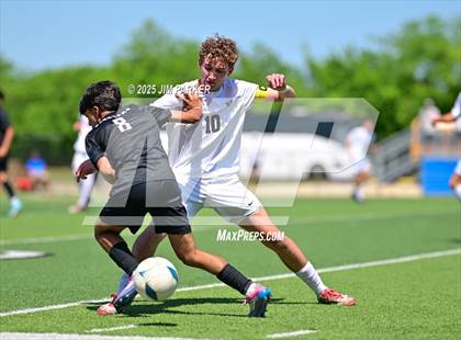 Thumbnail 1 in Vandegrift vs. Mesquite (UIL 6A Soccer Division II Final) photogallery.