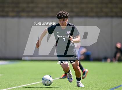 Thumbnail 2 in Vandegrift vs. Mesquite (UIL 6A Soccer Division II Final) photogallery.