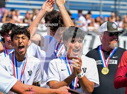 Thumbnail 2 in Vandegrift vs. Mesquite (UIL 6A Soccer Division II Final) photogallery.