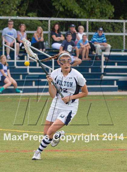 Thumbnail 3 in Wilton vs. Guilford (CIAC Class M 1st Round) photogallery.
