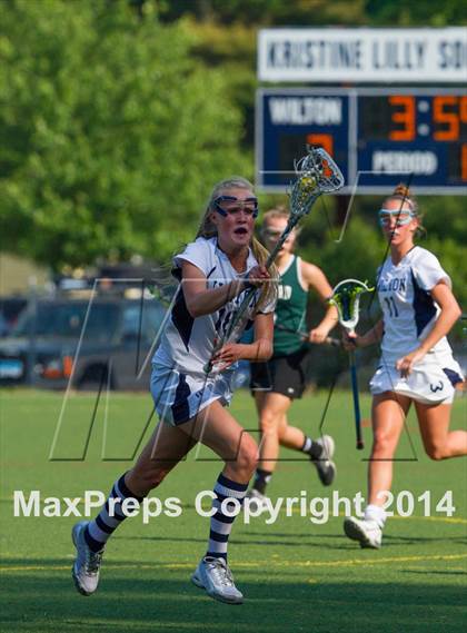Thumbnail 2 in Wilton vs. Guilford (CIAC Class M 1st Round) photogallery.
