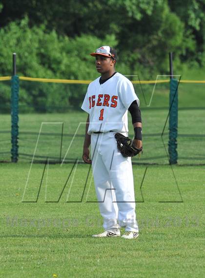 Thumbnail 1 in White Plains vs. Ketcham (Section 1 Class AA Quarterfinal) photogallery.