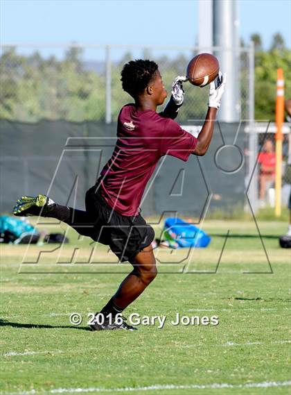 Thumbnail 3 in Whitney vs. El Camino (7-on-7) photogallery.