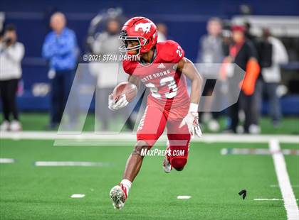 Thumbnail 2 in North Shore vs. Duncanville (UIL 6A Final) photogallery.