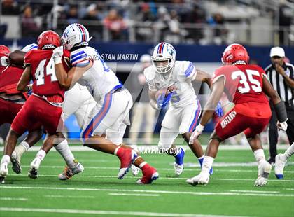 Thumbnail 1 in North Shore vs. Duncanville (UIL 6A Final) photogallery.