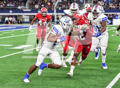Thumbnail 1 in North Shore vs. Duncanville (UIL 6A Final) photogallery.