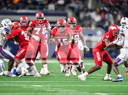 Thumbnail 1 in North Shore vs. Duncanville (UIL 6A Final) photogallery.