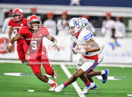 Thumbnail 2 in North Shore vs. Duncanville (UIL 6A Final) photogallery.