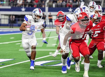 Thumbnail 1 in North Shore vs. Duncanville (UIL 6A Final) photogallery.