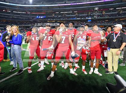 Thumbnail 3 in North Shore vs. Duncanville (UIL 6A Final) photogallery.