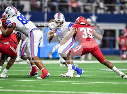 Thumbnail 2 in North Shore vs. Duncanville (UIL 6A Final) photogallery.