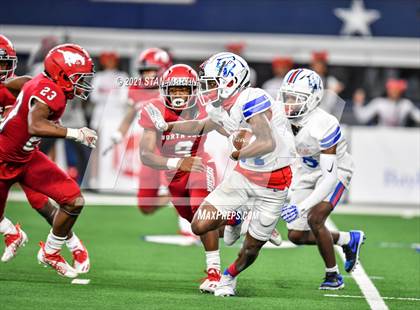 Thumbnail 1 in North Shore vs. Duncanville (UIL 6A Final) photogallery.