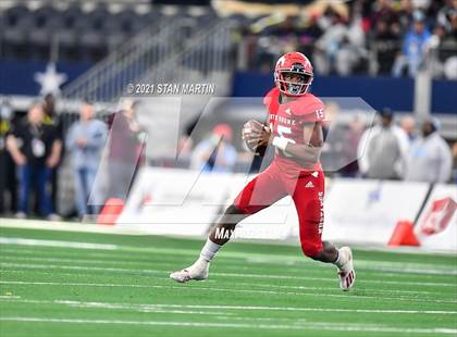 Thumbnail 2 in North Shore vs. Duncanville (UIL 6A Final) photogallery.