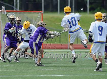 Thumbnail 1 in Islip @ Comsewogue (Division II Quarterfinal) photogallery.