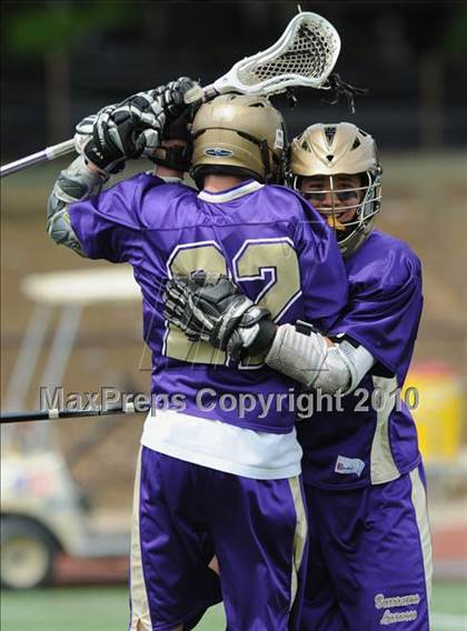 Thumbnail 1 in Islip @ Comsewogue (Division II Quarterfinal) photogallery.
