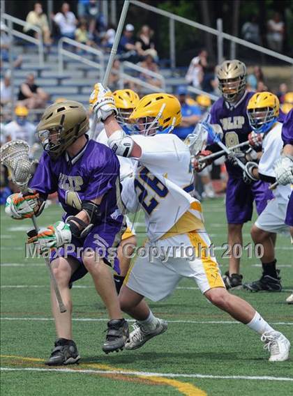 Thumbnail 2 in Islip @ Comsewogue (Division II Quarterfinal) photogallery.