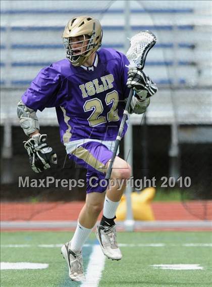 Thumbnail 2 in Islip @ Comsewogue (Division II Quarterfinal) photogallery.