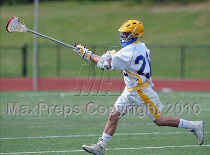 Thumbnail 1 in Islip @ Comsewogue (Division II Quarterfinal) photogallery.