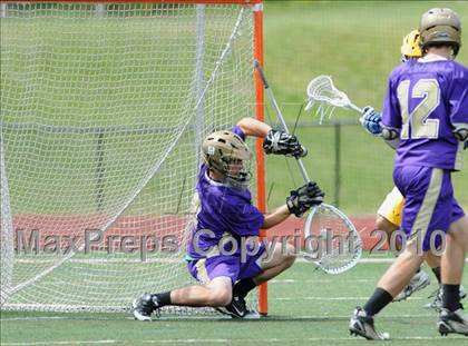 Thumbnail 2 in Islip @ Comsewogue (Division II Quarterfinal) photogallery.