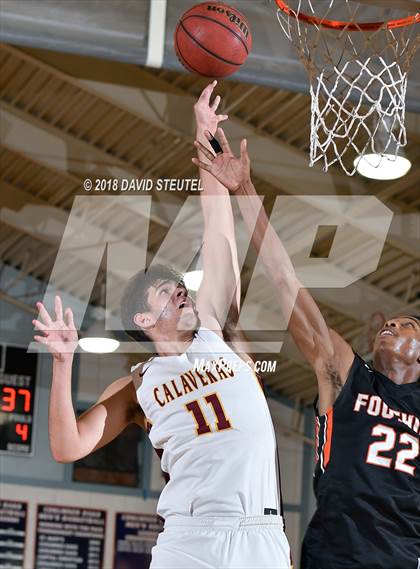 Thumbnail 1 in Foothill vs. Calaveras (Running with the Pack) photogallery.