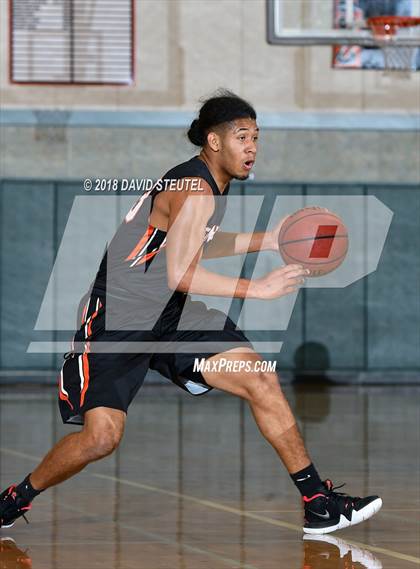 Thumbnail 1 in Foothill vs. Calaveras (Running with the Pack) photogallery.