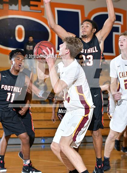 Thumbnail 3 in Foothill vs. Calaveras (Running with the Pack) photogallery.