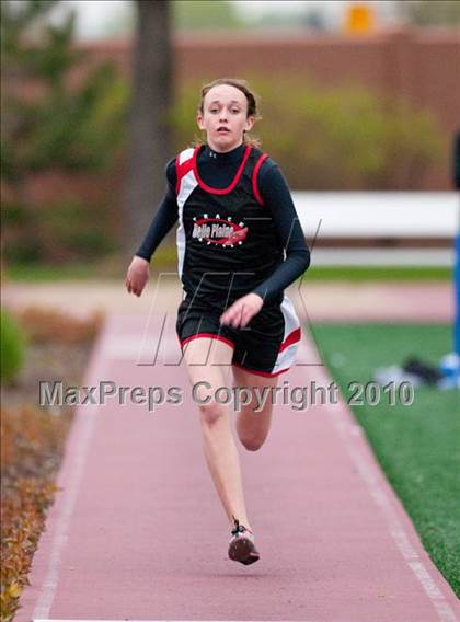 Thumbnail 3 in Hamline Elite Meet (Girls Triple Jump) photogallery.