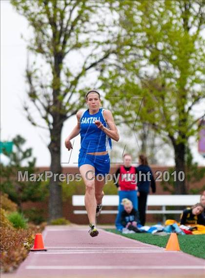 Thumbnail 2 in Hamline Elite Meet (Girls Triple Jump) photogallery.