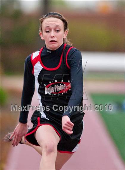 Thumbnail 3 in Hamline Elite Meet (Girls Triple Jump) photogallery.