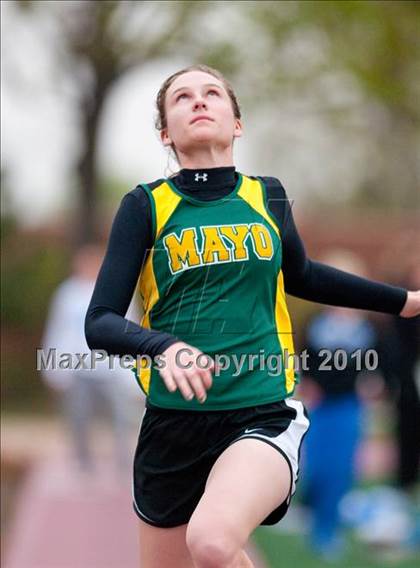 Thumbnail 2 in Hamline Elite Meet (Girls Triple Jump) photogallery.
