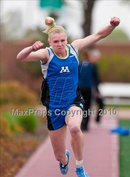 Thumbnail 2 in Hamline Elite Meet (Girls Triple Jump) photogallery.