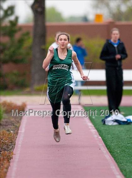 Thumbnail 3 in Hamline Elite Meet (Girls Triple Jump) photogallery.